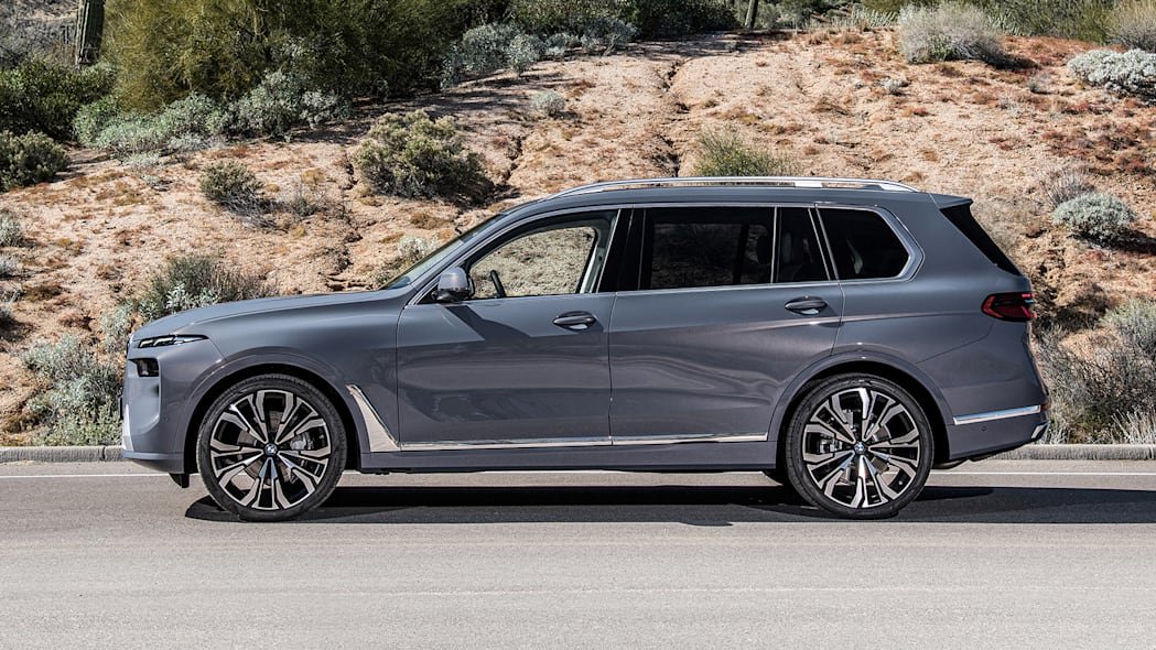 bmw-x7-2023-voi-thiet-ke-moi-anh-4 bmw x7 2023 voi thiet ke moi anh 4