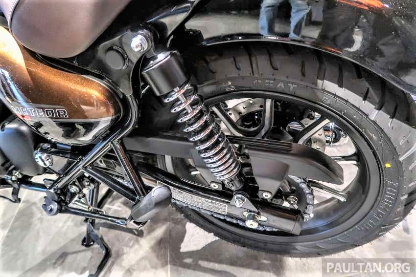 royal-enfield-classic-350-va-meteor-350-2022-anh-2 royal enfield classic 350 va meteor 350 2022 anh 2