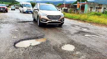 01-1525_gmza-120921 Lái xe không cẩn thận là một trong những thói quen xấu phá hỏng hệ thống treo