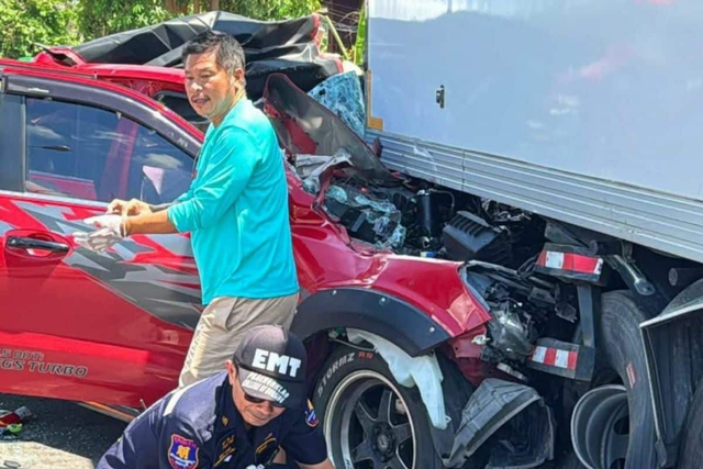 Cả gia đình đi ô tô gặp nạn rồi tử vong, nhìn thành viên duy nhất còn sống sót khiến ai cũng ái ngại- Ảnh 1. Cả gia đình đi ô tô gặp nạn rồi tử vong, nhìn thành viên duy nhất còn sống sót khiến ai cũng ái ngại- Ảnh 1.