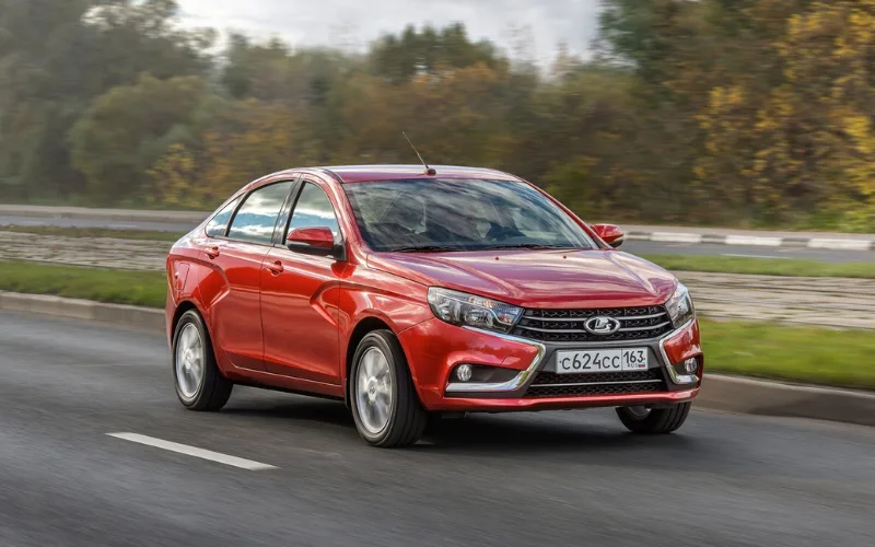 cac-mau-xe-o-to-cua-hang-lada-3-png Lada Vesta được định vị là một mẫu sedan thuộc phân khúc B