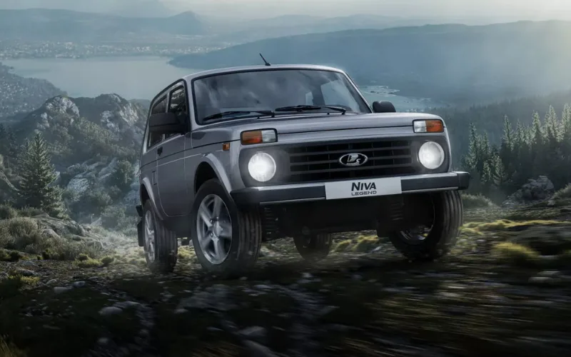 cac-mau-xe-o-to-cua-hang-lada-6-png Lada Niva sẽ cần phải tạo ra một dấu ấn đặc biệt và khác biệt, thu hút những người đam mê dòng xe off-road lựa chọn.