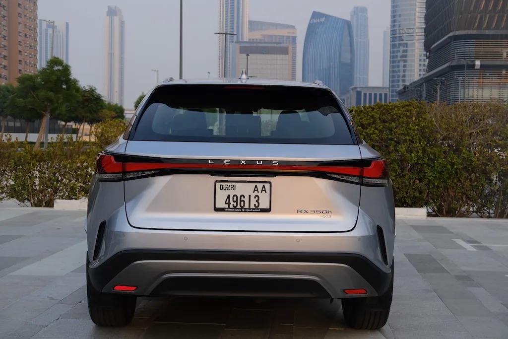 Lexus RX 350h 2025 đã về Việt Nam: Tinh ý mới thấy điểm khác bản xăng, dễ thêm công nghệ, máy tiết kiệm xăng cạnh tranh X5, Q7- Ảnh 12. Lexus RX 350h 2025 đã về Việt Nam: Tinh ý mới thấy điểm khác bản xăng, dễ thêm công nghệ, máy tiết kiệm xăng cạnh tranh X5, Q7- Ảnh 12.