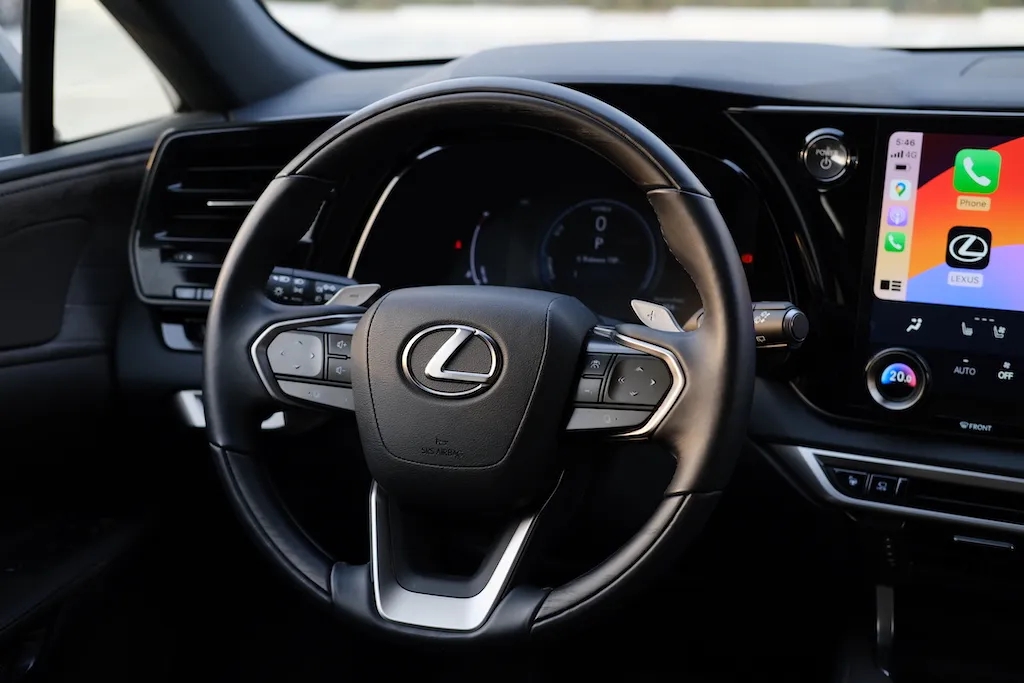 Lexus RX 350h 2025 đã về Việt Nam: Tinh ý mới thấy điểm khác bản xăng, dễ thêm công nghệ, máy tiết kiệm xăng cạnh tranh X5, Q7- Ảnh 14. Lexus RX 350h 2025 đã về Việt Nam: Tinh ý mới thấy điểm khác bản xăng, dễ thêm công nghệ, máy tiết kiệm xăng cạnh tranh X5, Q7- Ảnh 14.