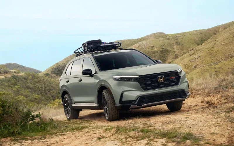 honda-cr-v-trailsport-phien-ban-off-road-sap-ra-mat-4-png Honda CR-V TrailSport ra mắt, đánh dấu cột mốc là mẫu xe TrailSport đầu tiên của nhà sản xuất này được trang bị hệ thống động cơ hybrid
