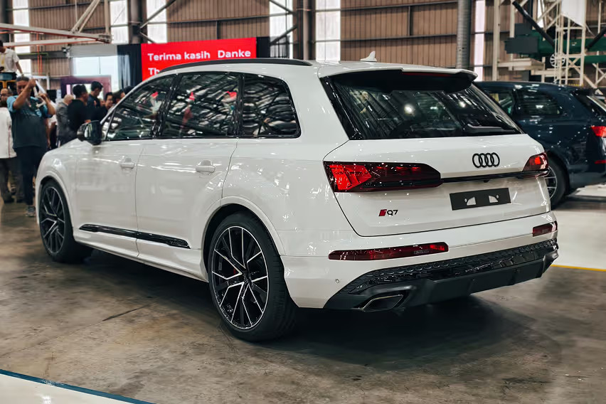 Audi có xe lắp ráp đầu tiên trong ĐNÁ, nếu về Việt Nam dễ có giá rẻ hơn cạnh tranh BMW, Mercedes-Benz- Ảnh 5. Audi có xe lắp ráp đầu tiên trong ĐNÁ, nếu về Việt Nam dễ có giá rẻ hơn cạnh tranh BMW, Mercedes-Benz- Ảnh 5.