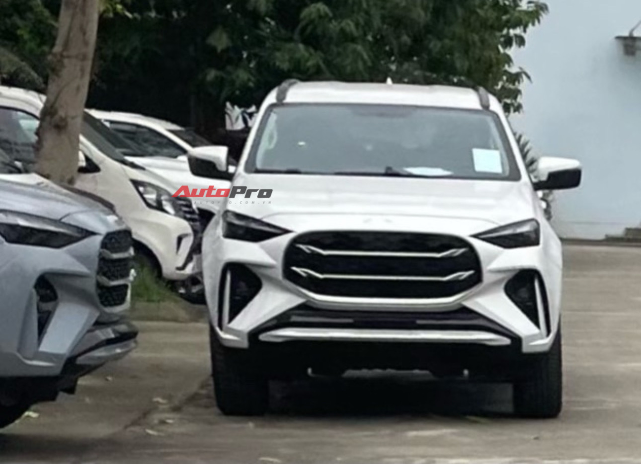 Loạt xe mới đã về Việt Nam, chực chờ ra mắt: Phần lớn là SUV, có mẫu lần đầu xuất hiện, nhiều lựa chọn giá 1 tỷ đồng trở xuống- Ảnh 27. Loạt xe mới đã về Việt Nam, chực chờ ra mắt: Phần lớn là SUV, có mẫu lần đầu xuất hiện, nhiều lựa chọn giá 1 tỷ đồng trở xuống- Ảnh 27.
