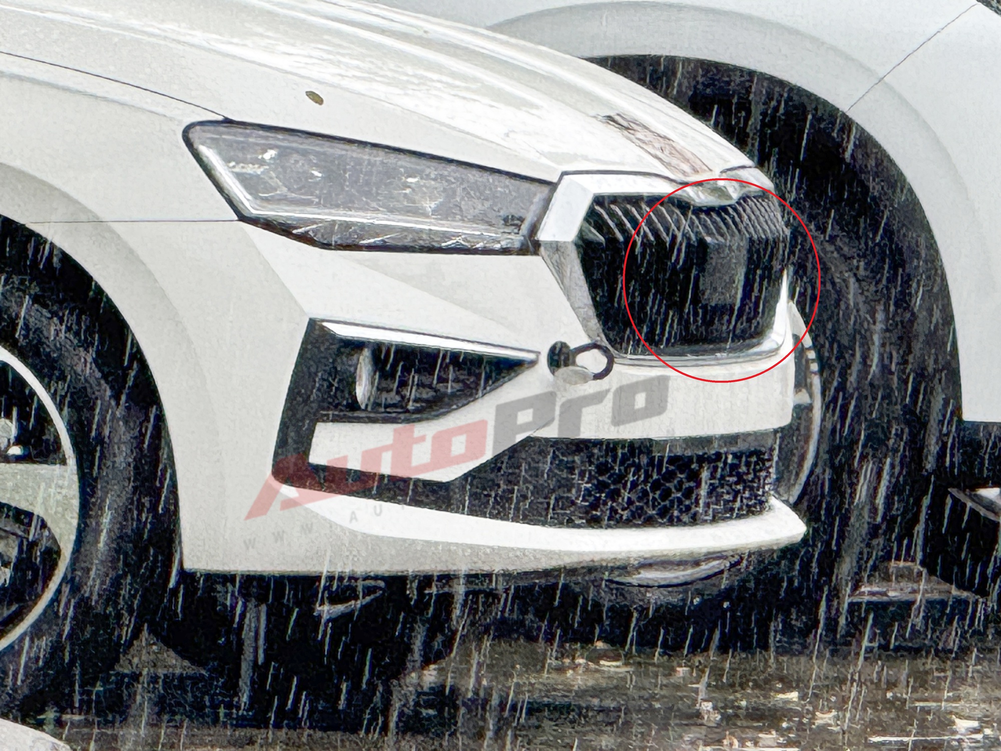 Skoda Slavia lần đầu lộ diện ngoài nhà máy tại Việt Nam: Một điểm cho thấy dễ có ADAS cạnh tranh City, Vios- Ảnh 5. Skoda Slavia lần đầu lộ diện ngoài nhà máy tại Việt Nam: Một điểm cho thấy dễ có ADAS cạnh tranh City, Vios- Ảnh 5.