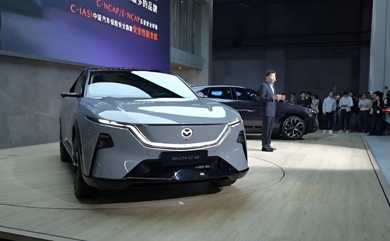 Những mẫu xe đáng chú ý tại Triển lãm ô tô Thượng Hải 2025- Ảnh 7. Những mẫu xe đáng chú ý tại Triển lãm ô tô Thượng Hải 2025- Ảnh 7.