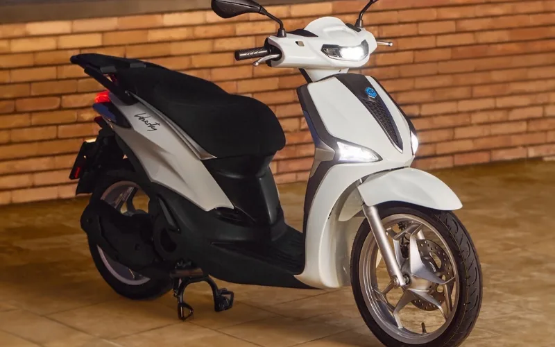 piaggio-liberty-2-png Piaggio Liberty 2025 được phát triển dựa trên cấu trúc hình tam giác tối ưu hóa sự tiện nghi cho người sử dụng