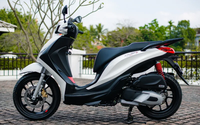 piaggio-medley-5-png Thân xe sở hữu các đường cong đầy năng động