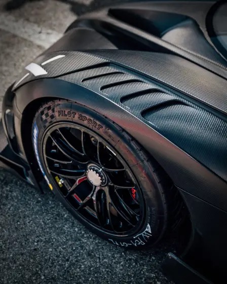 Chủ xe Bugatti chia sẻ trải nghiệm ‘đốt’ hơn 200 triệu đồng trong nửa tiếng với siêu xe tại trường đua- Ảnh 4. Chủ xe Bugatti chia sẻ trải nghiệm ‘đốt’ hơn 200 triệu đồng trong nửa tiếng với siêu xe tại trường đua- Ảnh 4.