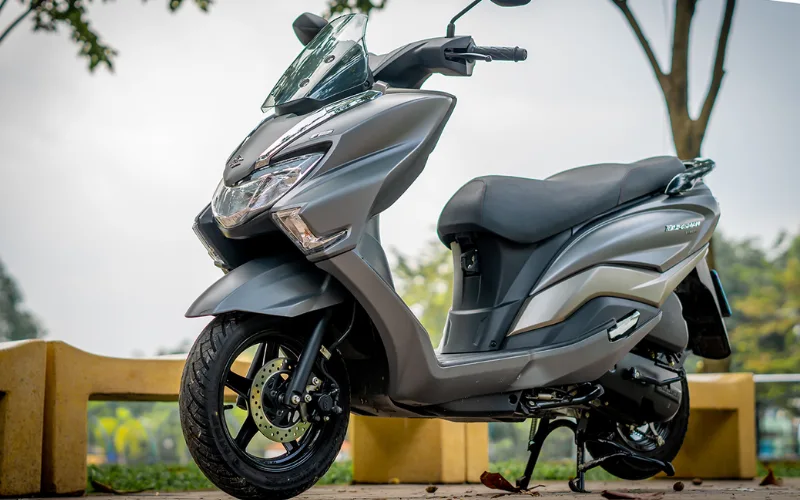suzuki-burgman-street-12-png Dòng xe Burgman danh tiếng của nhà sản xuất Suzuki đến từ Nhật Bản