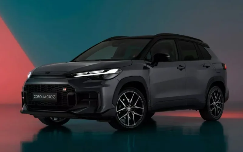 toyota-corolla-cross-2026-2-png Mẫu xe Toyota Corolla Cross phiên bản 2026 vừa chính thức được giới thiệu với nhiều thay đổi đáng chú ý