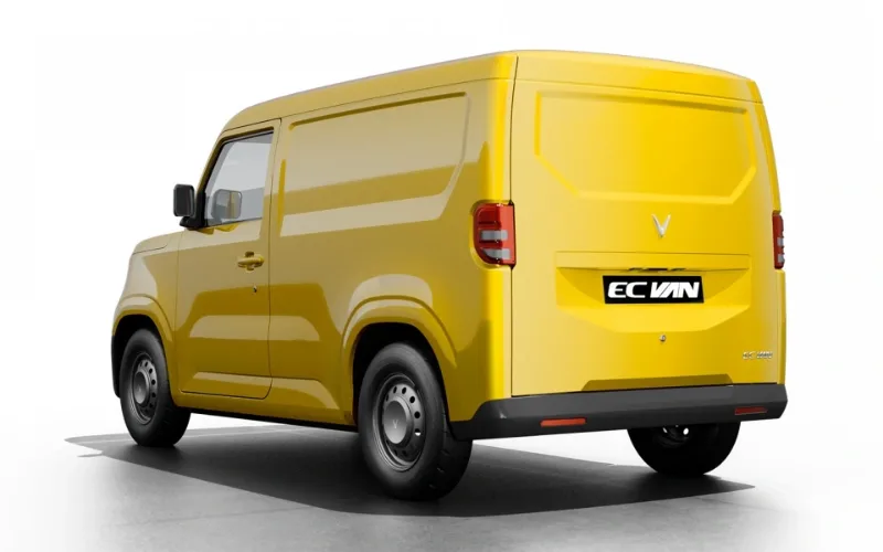 vinfast-ec-van-3-png Để đảm bảo các tiêu chuẩn về an toàn, xe tải điện VinFast EC Van được trang bị hệ thống phanh đĩa ở bánh trước và phanh tang trống ở bánh sau