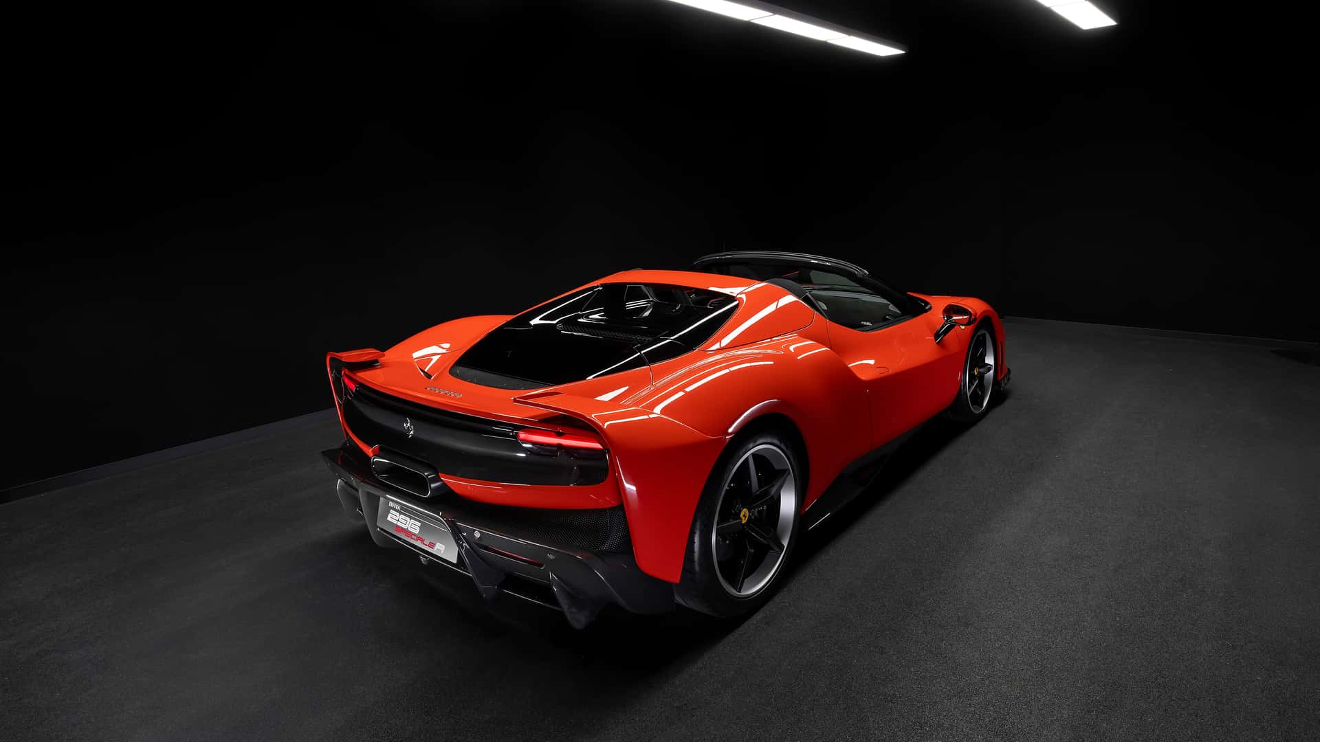 Ferrari 296 Speciale ra mắt: Gần 900hp, là siêu xe RWD mạnh nhất của hãng, nhìn đâu cũng thấy carbon- Ảnh 12. Ferrari 296 Speciale ra mắt: Gần 900hp, là siêu xe RWD mạnh nhất của hãng, nhìn đâu cũng thấy carbon- Ảnh 12.