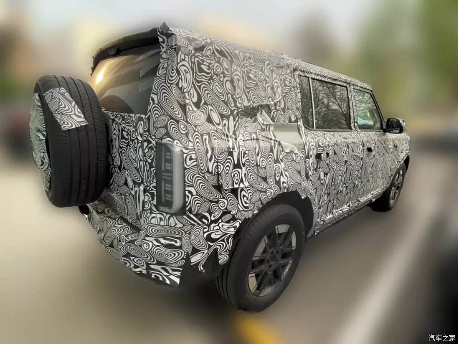 SUV mới của Ford lần đầu lộ diện với dáng hầm hố hơn Everest, góc cạnh kiểu Prado- Ảnh 5. SUV mới của Ford lần đầu lộ diện với dáng hầm hố hơn Everest, góc cạnh kiểu Prado- Ảnh 5.