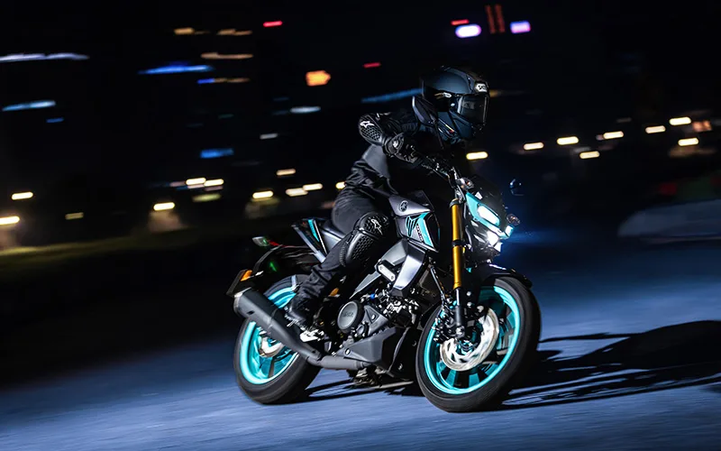yamaha-mt-15-9-png Yamaha MT-15 2025 mang đến những lựa chọn màu sắc mới mẻ, đồng thời giữ nguyên các trang bị kỹ thuật trên xe tương tự như phiên bản hiện hành đang được phân phối trên thị trường.