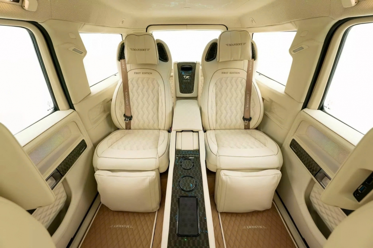 Chiêm ngưỡng chiếc Mercedes-AMG G 63 độ Mansory "độc nhất vô nhị"- Ảnh 7. Chiêm ngưỡng chiếc Mercedes-AMG G 63 độ Mansory "độc nhất vô nhị"- Ảnh 7.