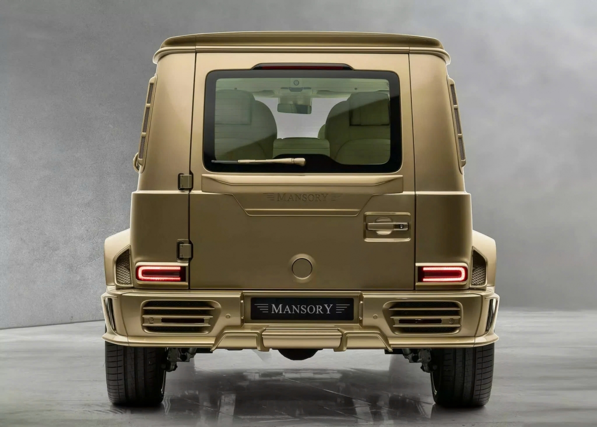 Chiêm ngưỡng chiếc Mercedes-AMG G 63 độ Mansory "độc nhất vô nhị"- Ảnh 5. Chiêm ngưỡng chiếc Mercedes-AMG G 63 độ Mansory "độc nhất vô nhị"- Ảnh 5.