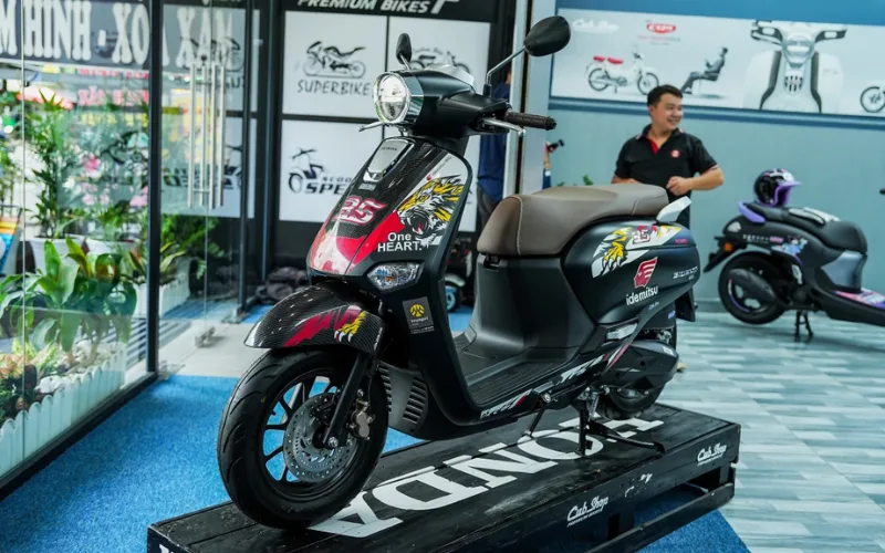 05-mau-xe-tay-ga-moi-ra-mat-tai-viet-nam-nam-2025-5-png Honda Giorno+ Moto2 ThaiGP