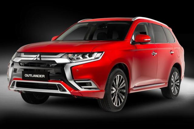 Mẫu xe Mitsubishi Outlander 2.0 CVT Premium: cập nhật giá xe và thông số