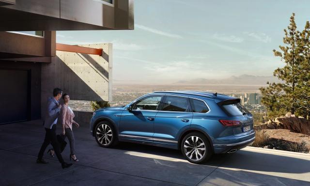 Volkswagen Touareg 2021: Giá Xe, Thông Số & Hình Ảnh