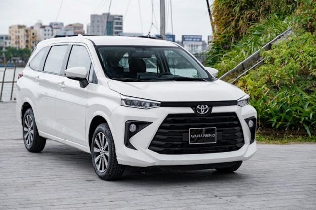 Bảng giá xe ô tô Toyota mới nhất Tìm hiểu giá cả và thông tin chi tiết