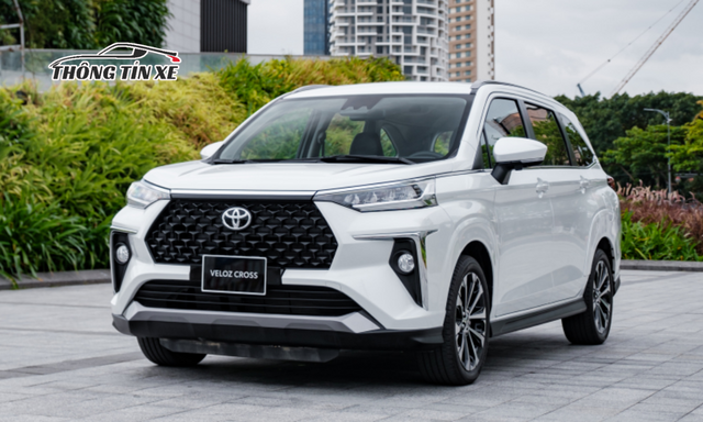 Toyota Veloz Cross là một trong những mẫu xe mới nhất của Toyota, ra mắt nhằm đáp ứng nhu cầu ngày càng cao của thị trường SUV