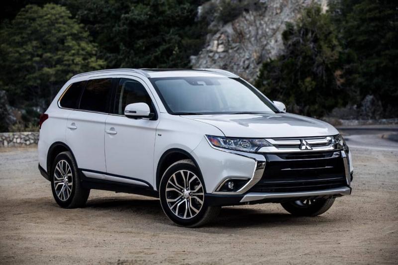 Đánh giá Mitsubishi Outlander 2018 kèm giá bán