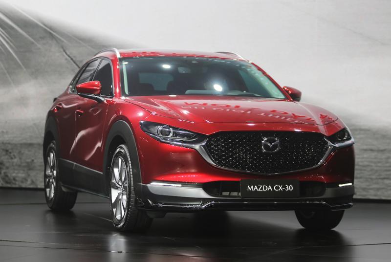 Giá xe Mazda CX-30 2024 kèm Thông Số và Hình Ảnh tháng 10/2024