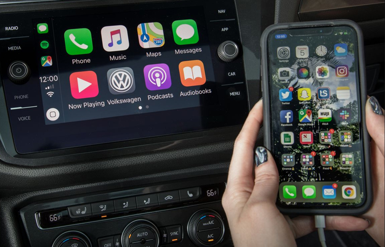 Apple CarPlay và Android Auto là gì?