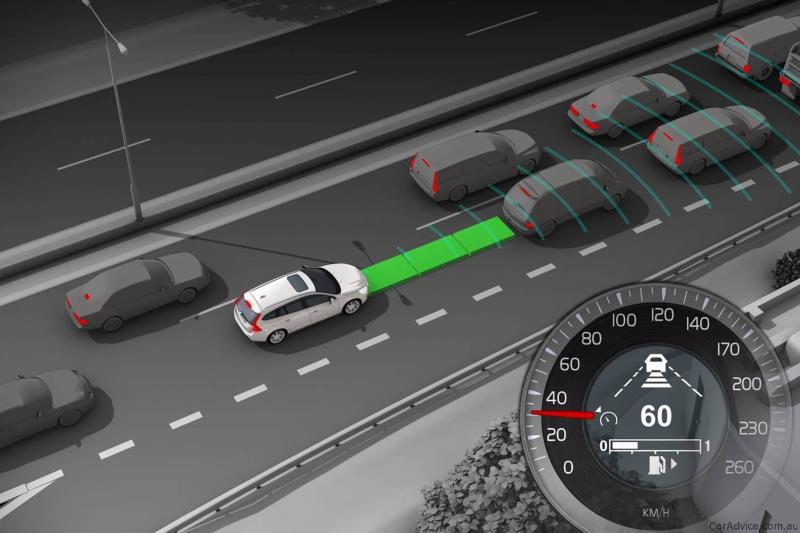 Chức năng Cruise Control trên xe ô tô là gì?